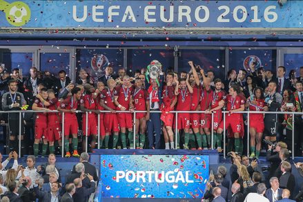 Portugal venceu a Frana e sagrou-se Campeo da Europa